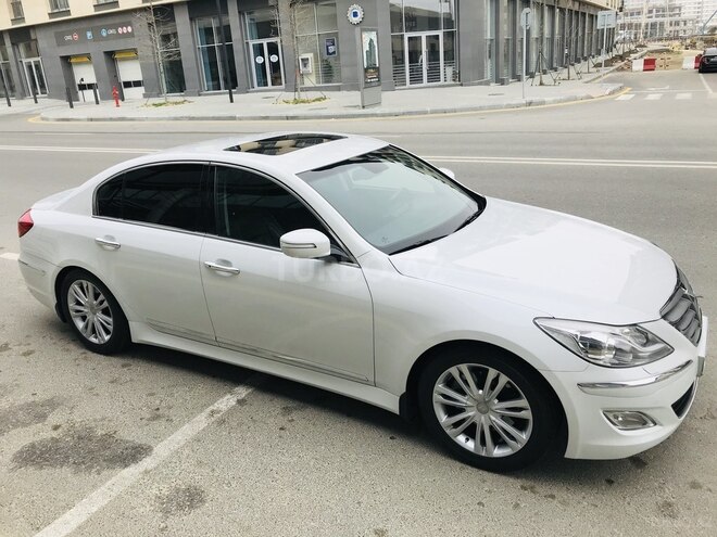 Hyundai Genesis 2013, 130,000 km - 3.8 l - Bakı