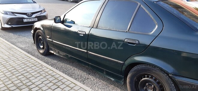 BMW 318 1995, 450,000 km - 1.8 l - Bakı