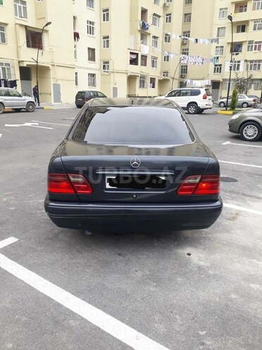 Mercedes E 300 1996, 395,000 km - 3.0 l - Bakı