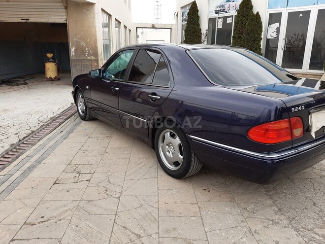 Mercedes E 240 1997, 239,408 km - 2.4 l - Gəncə