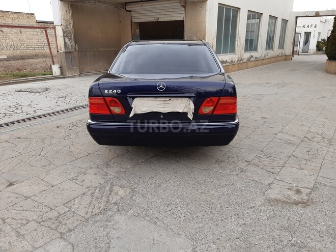 Mercedes E 240 1997, 239,408 km - 2.4 l - Gəncə