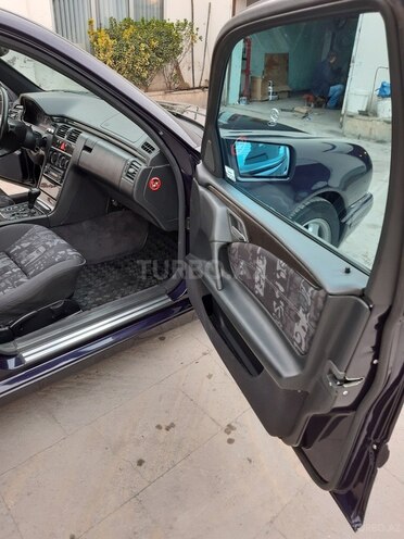 Mercedes E 240 1997, 239,408 km - 2.4 l - Gəncə