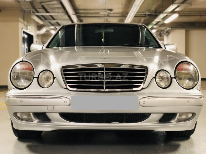Mercedes E 270 2000, 294,000 km - 2.7 l - Bakı