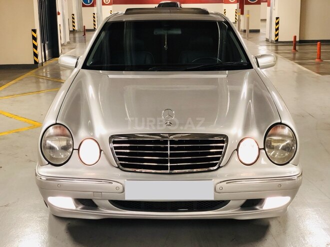 Mercedes E 270 2000, 294,000 km - 2.7 l - Bakı