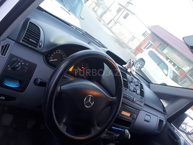 Mercedes Vito 111 2009, 240,000 km - 2.2 л - Yevlax