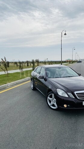 Mercedes E 220 2010, 168,800 km - 2.2 л - Sumqayıt