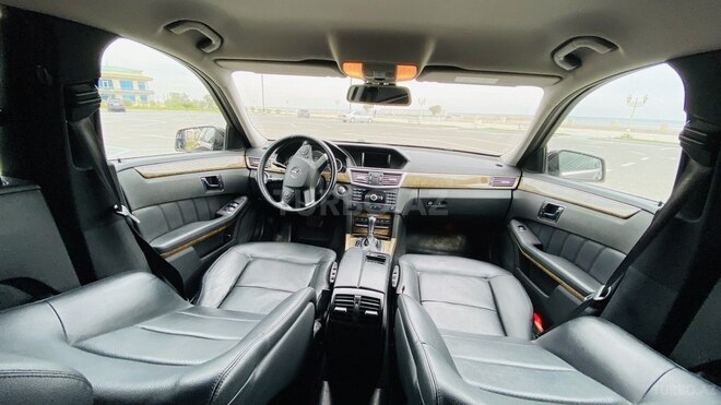 Mercedes E 220 2010, 168,800 km - 2.2 л - Sumqayıt