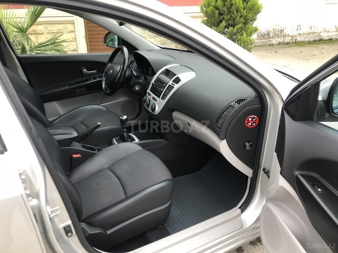 Kia Ceed 2007, 247,000 km - 1.6 l - Bakı