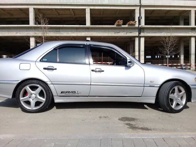 Mercedes C 200 1997, 296,000 km - 2.0 l - Bakı