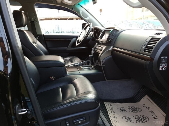Toyota Land Cruiser 2011, 35,000 km - 4.7 l - Bakı