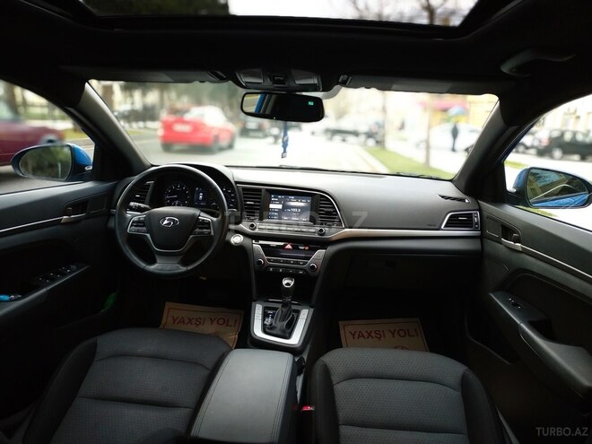 Hyundai Elantra 2016, 41,800 km - 2.0 l - Bakı