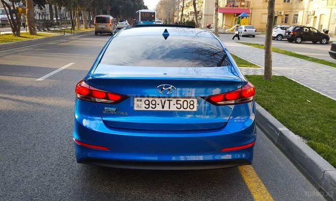 Hyundai Elantra 2016, 41,800 km - 2.0 l - Bakı