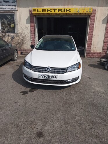 Volkswagen Passat 2014, 86,000 km - 1.8 l - Bakı