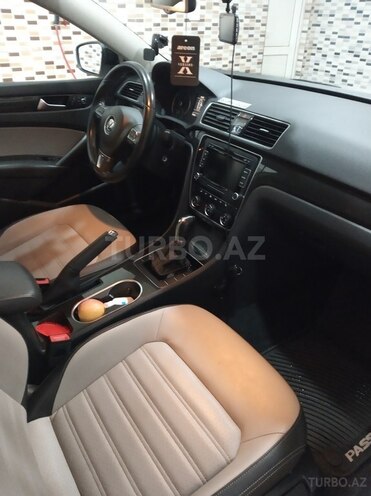 Volkswagen Passat 2014, 86,000 km - 1.8 l - Bakı