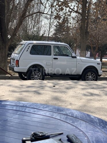 LADA (VAZ) Niva 2014, 111,000 km - 1.7 l - Mingəçevir