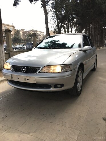 Opel Vectra 1999, 339,288 km - 1.8 l - Bakı