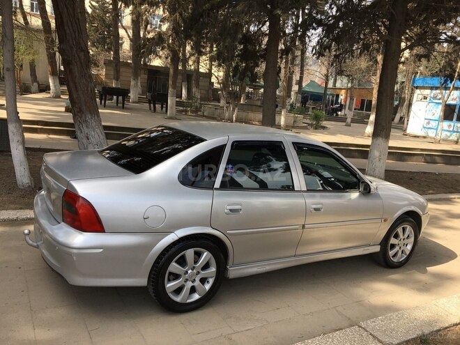 Opel Vectra 1999, 339,288 km - 1.8 l - Bakı