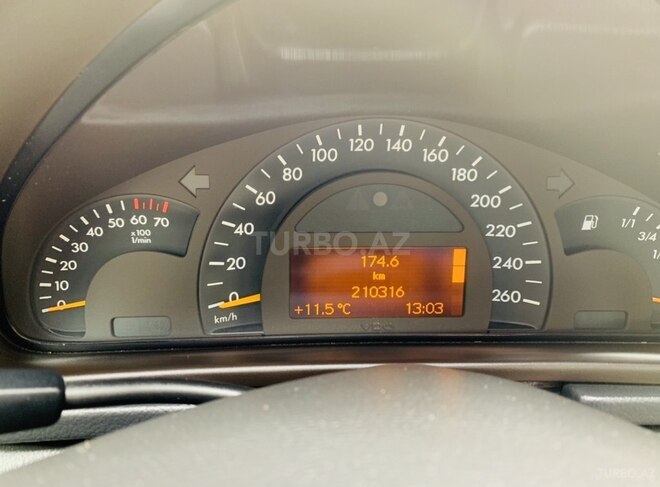 Mercedes C 180 2001, 210,000 km - 1.8 л - Bakı