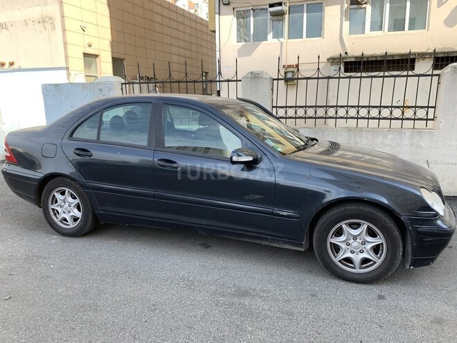 Mercedes C 180 2001, 210,000 km - 1.8 л - Bakı