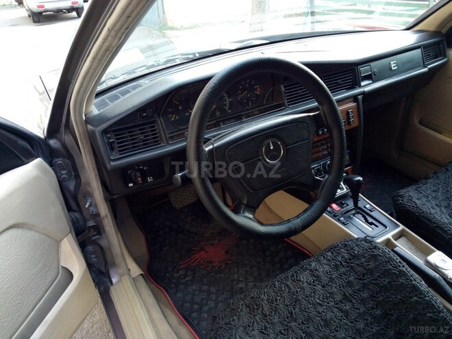 Mercedes 190 1992, 312,682 km - 2.3 l - Bakı