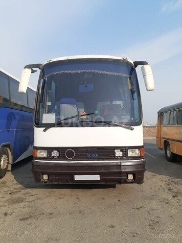 Mercedes  1988, 421,000 km - 12.0 l - Sumqayıt