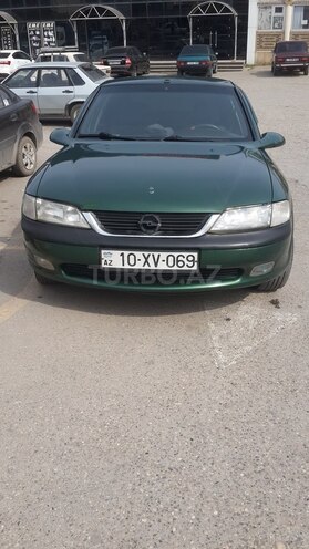 Opel Vectra 1995, 423,277 km - 2.0 л - Qusar