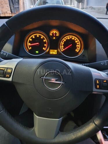 Opel Astra 2009, 129,000 km - 1.4 l - Bakı