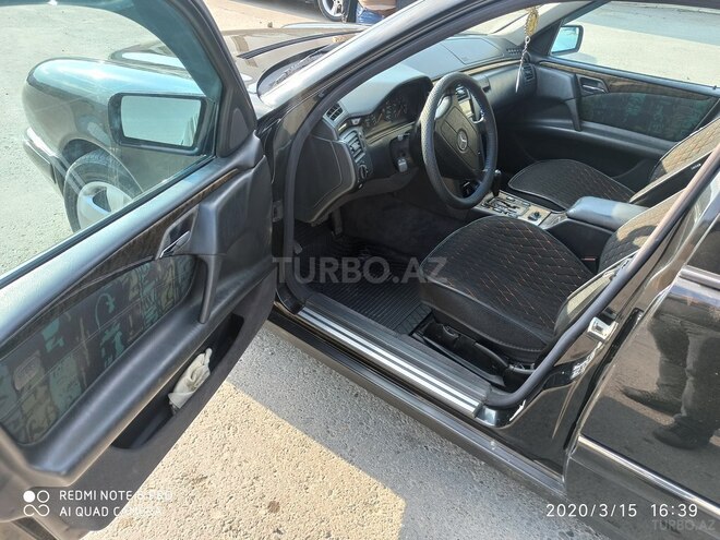 Mercedes E 240 1998, 230,000 km - 2.4 l - Bakı