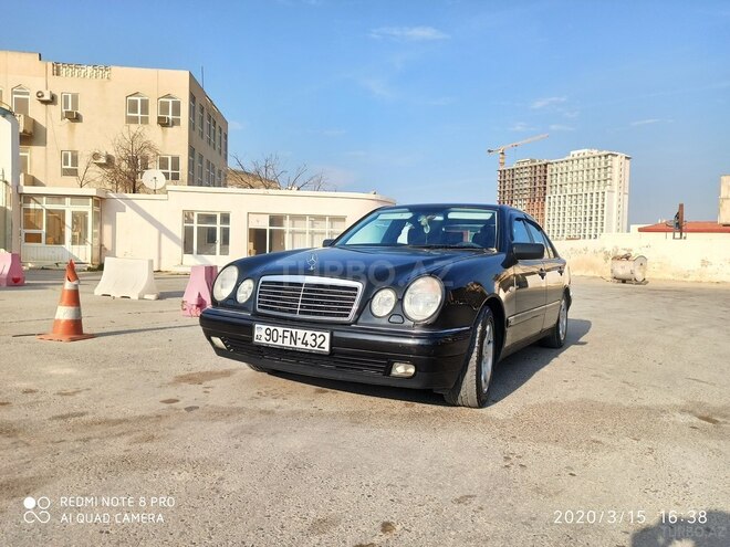 Mercedes E 240 1998, 230,000 km - 2.4 l - Bakı