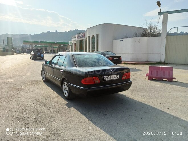 Mercedes E 240 1998, 230,000 km - 2.4 l - Bakı