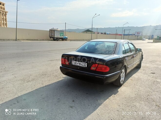 Mercedes E 240 1998, 230,000 km - 2.4 l - Bakı