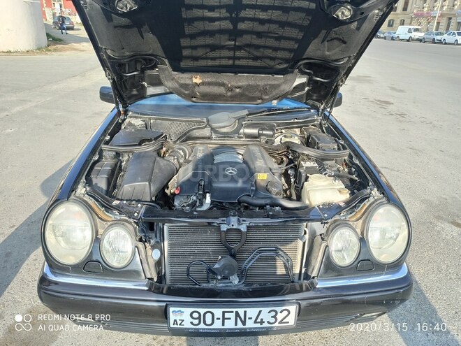 Mercedes E 240 1998, 230,000 km - 2.4 l - Bakı