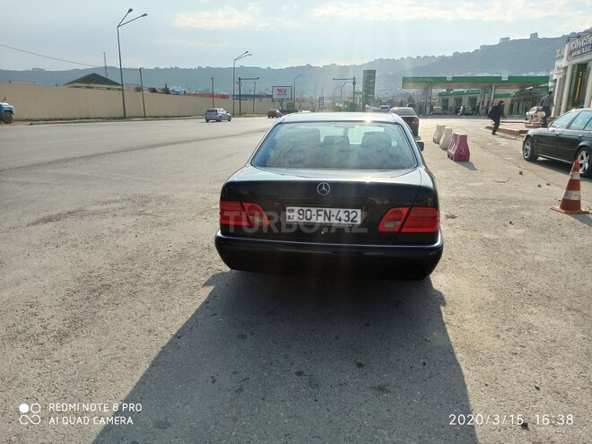 Mercedes E 240 1998, 230,000 km - 2.4 l - Bakı