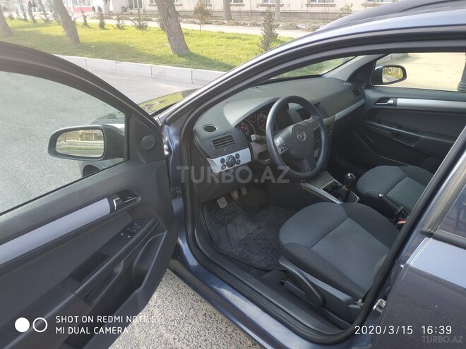 Opel Astra 2006, 188,000 km - 1.3 l - Bakı
