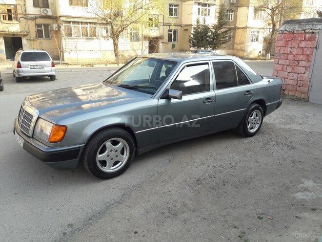 Mercedes E 200 1989, 42,500 km - 2.0 l - Sumqayıt