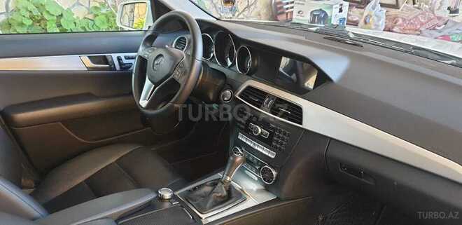 Mercedes C 180 2011, 63,000 km - 1.8 л - Bakı