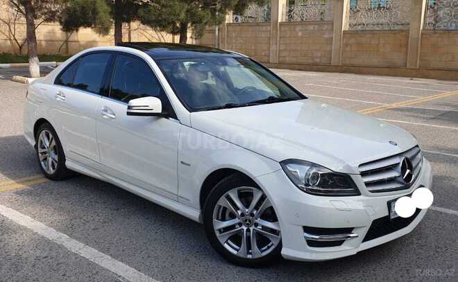Mercedes C 180 2011, 63,000 km - 1.8 л - Bakı