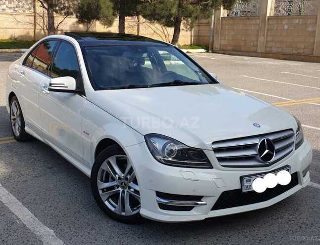 Mercedes C 180 2011, 63,000 km - 1.8 л - Bakı