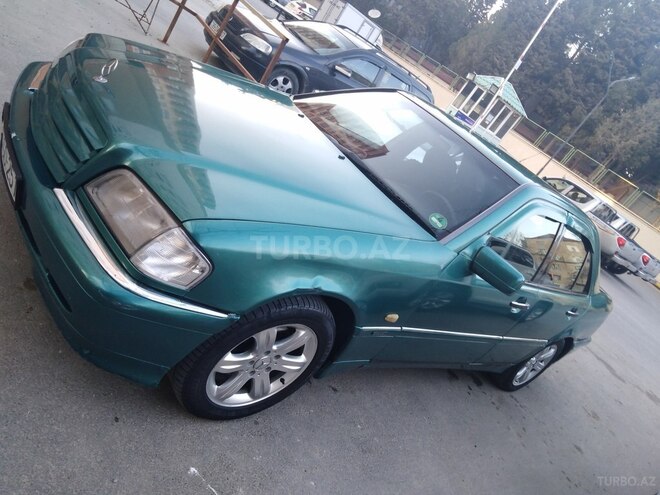 Mercedes C 240 1998, 322,973 km - 2.4 l - Sumqayıt