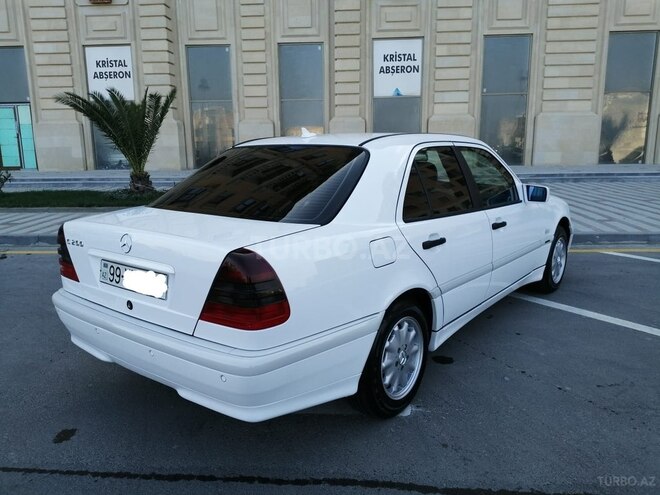Mercedes C 200 1999, 312,000 km - 2.0 л - Bakı
