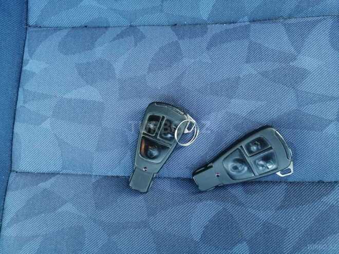 Mercedes C 200 1999, 312,000 km - 2.0 л - Bakı