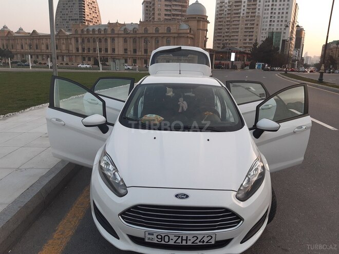 Ford Fiesta 2016, 42,000 km - 1.6 l - Bakı