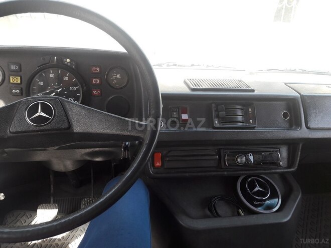 Mercedes 410 D 1990, 45,000 km - 2.9 л - Bakı