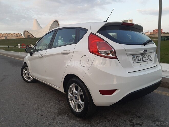 Ford Fiesta 2016, 42,000 km - 1.6 l - Bakı