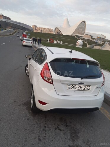 Ford Fiesta 2016, 42,000 km - 1.6 l - Bakı