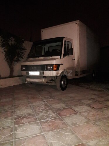 Mercedes 410 D 1990, 45,000 km - 2.9 л - Bakı