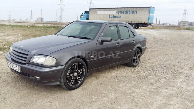 Mercedes C 180 1997, 358,000 km - 1.8 l - Sumqayıt