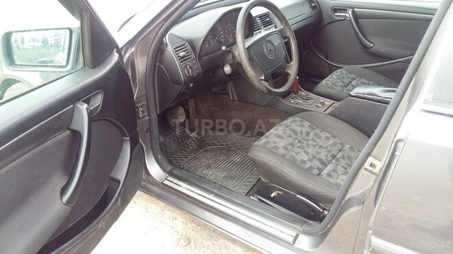 Mercedes C 180 1997, 358,000 km - 1.8 l - Sumqayıt