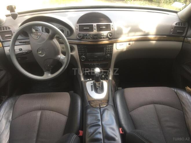 Mercedes E 220 2002, 446,000 km - 2.2 l - Bakı
