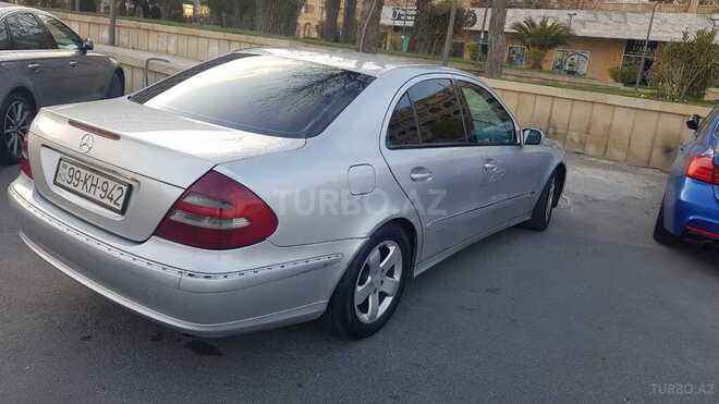 Mercedes E 220 2002, 446,000 km - 2.2 l - Bakı